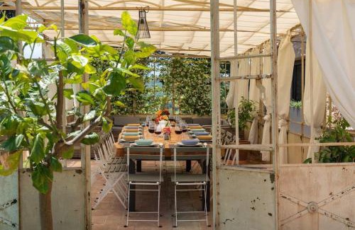 Palaia House | Aquadivina 16, Emma Villas