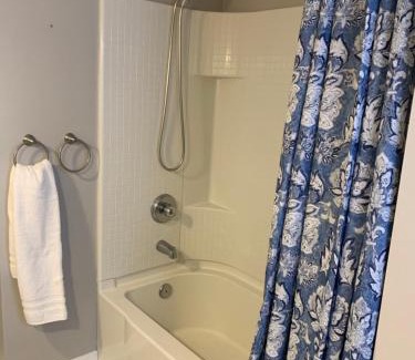 Ocean Pines House | Admirals' Cottage