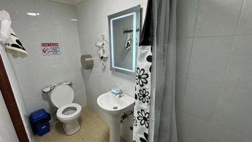 Bellavista House | bella casona en barrio bellavista mancora