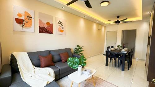Kampung Rinching Ulu Apartment | D'Kayangan, Setia Ecohill Semenyih Serenity Suite