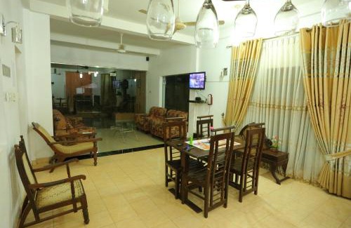 Wijayapura Hotel | Hotel Savonrich
