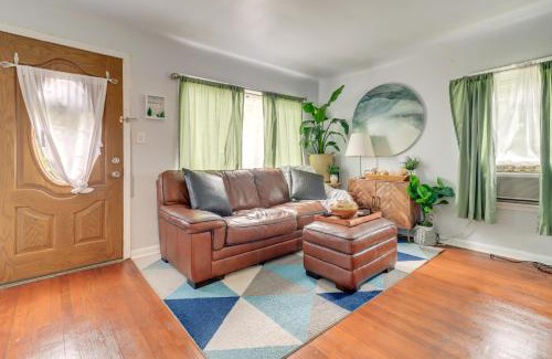 Detroit House | Charming and Pet-Friendly Home in Detroit with Yard!