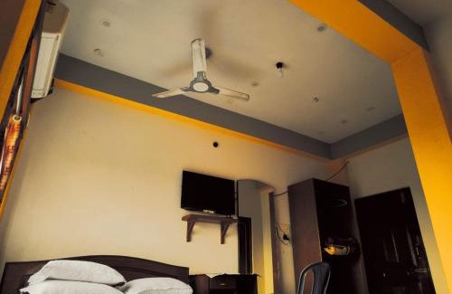 Diamond Harbour Hotel | Highland Park Abasik ( Maa er Ashram )