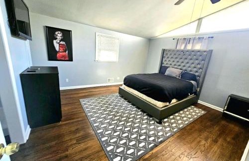 East Side House | Peace in the City