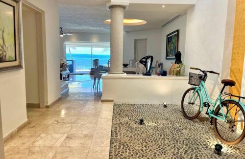 Zona Hotelera House | 6BR Ocean Front Hotel Zone Luxury House