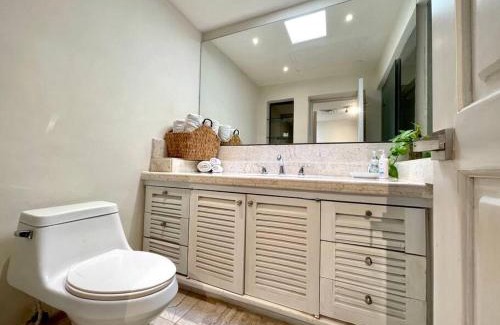 Zona Hotelera House | 6BR Ocean Front Hotel Zone Luxury House