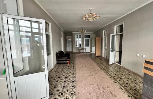 Osh House | New Rise