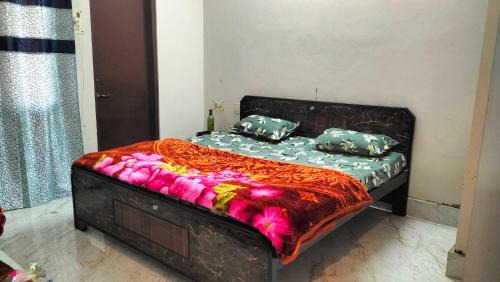 Sigra House | OYO MOON LIGHT