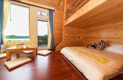 Wujie House | 彩虹灣民宿 RainbowB&B