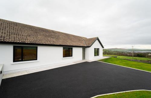 Dingle House | Dingle Way Rest