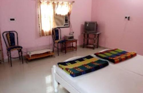 Orchha Hotel | Hotel Shri Mahant , Orchha