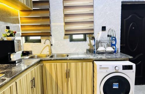 Surulere Apartment | Sweet Serenity with Ecstatic Views