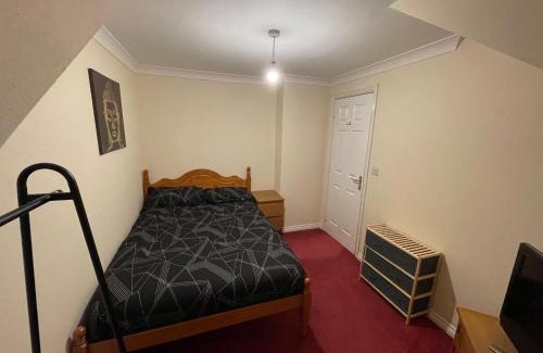 Crewe House | Room 4 - Chassagne Guest House