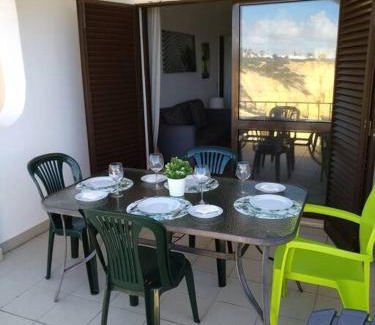 Vale de Centianes Apartment | House with amazing beach view!