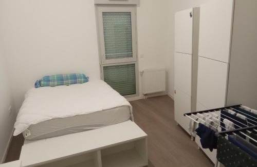 Villepinte House | Chambre chez l habitants