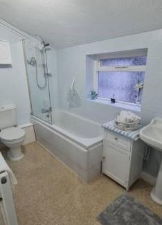 Stockport House | Shrigley cottage, quirky & quiet