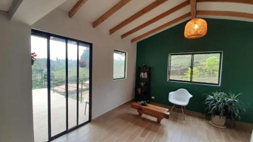 Marinilla House | Tinyhouse Cimarronas
