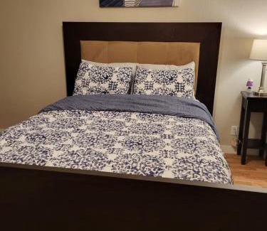 Northeast Edmonton House | Cozy Private Rooms in Suite