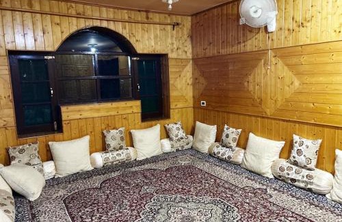 Brein House | Zulal Guest House Home Stay