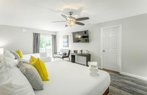 Chattanooga Hotel | 01 The Eames Suite - A PMI Scenic City Vacation Rental