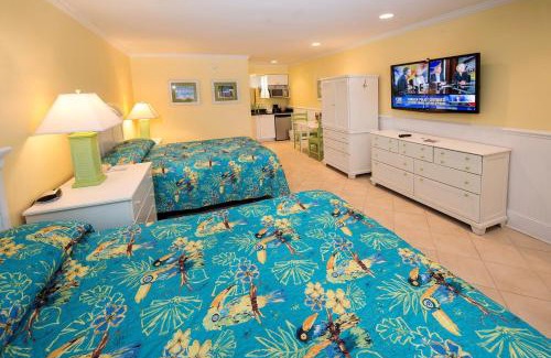Atlantic Beach Apartment | Island Inn of Atlantic Beach - Double Queen Unit 301