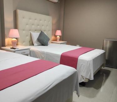 Simon Bolivar Apartment | Royalinn