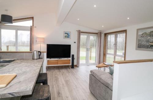Dobwalls House | 2 Meadow Retreat