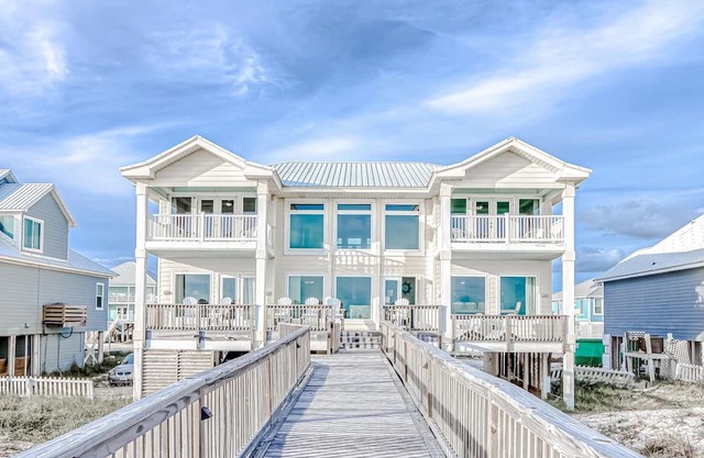 Beachfront - Dogs OK - Pools and Tennis/Pickleball