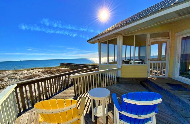 Beach Front - Pools - Pet Friendly