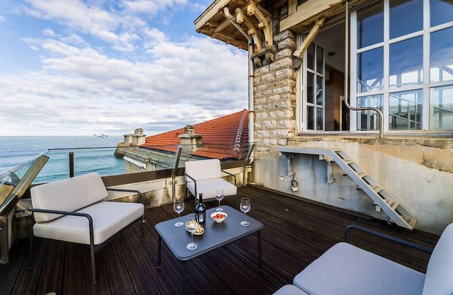 LIGHTHOUSE . KEYWEEK. Apartment Biarritz