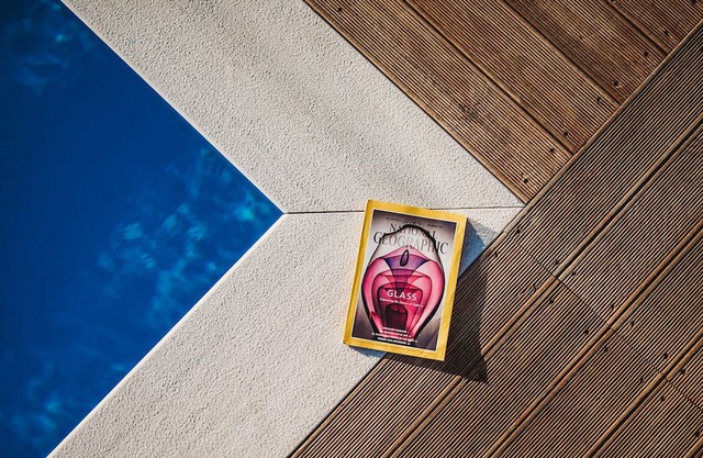 Dolce Luxury Suites Villas with private swimming pool 50 meters to the beach