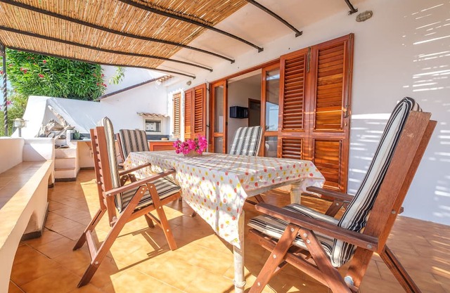 Apartment 'Oleandro' with Private Terrace and Wi-Fi