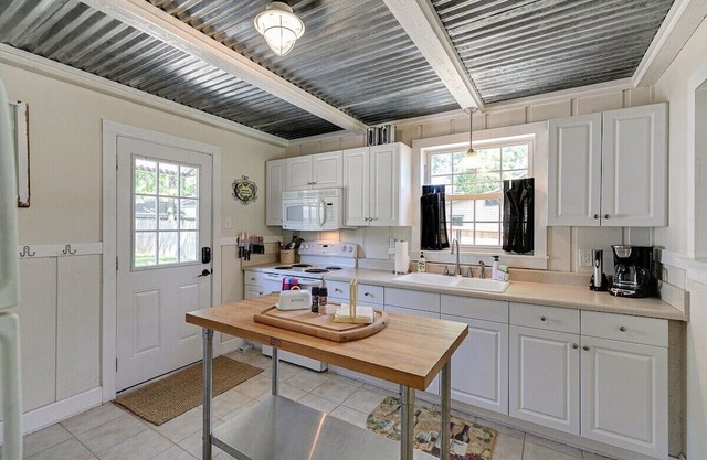 Dwtn Franklin - Walkable with Huge Yard Sleeps 6