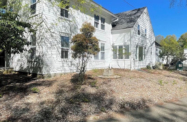 Beautiful Back Country Home on 20 acres! Ultra Private and Exclusive!