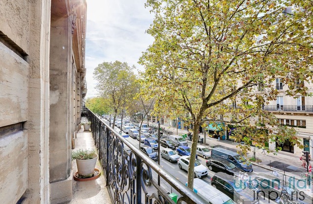 Urban Flat 60 - Sublime 3BDR Parisian Flat in Paris