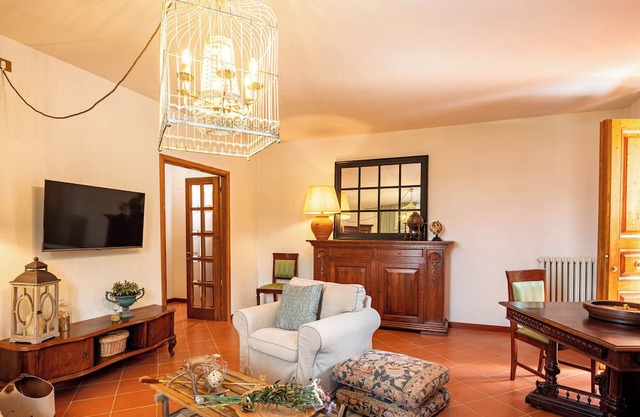 Cozy Apartment in the Heart of Chianti (Free Parking + Terrace)
