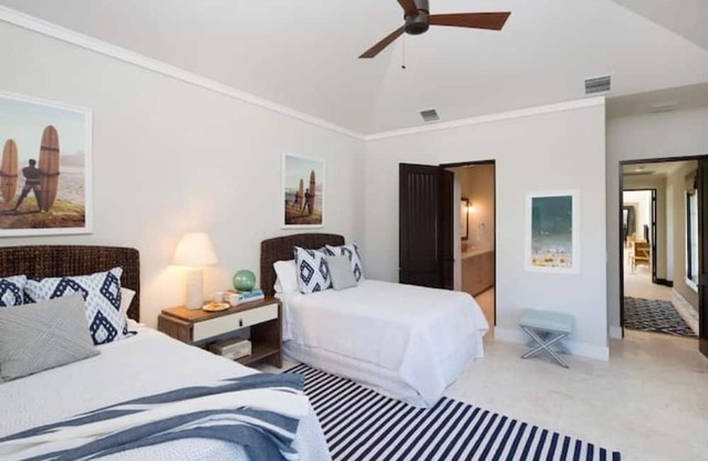 Villa Bougainvillea - Sandy Bank Bay Vacation Home