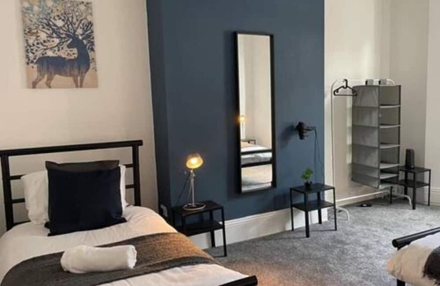 Fully refurbished 2 bed*contractors*families*wifi
