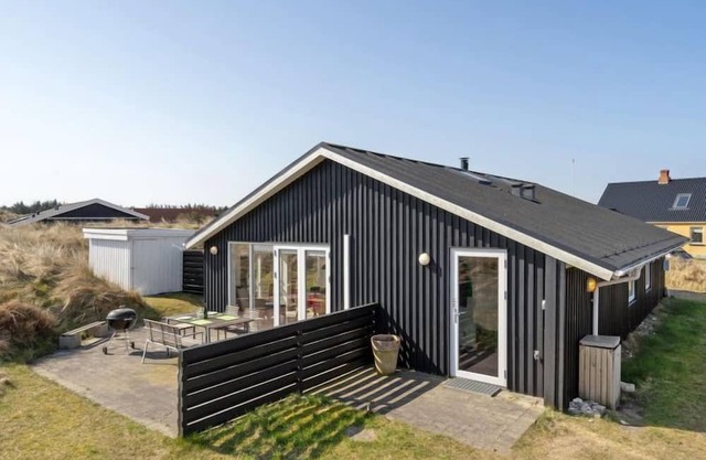 "Sybil" - all inclusive - 350m from the sea by Interhome