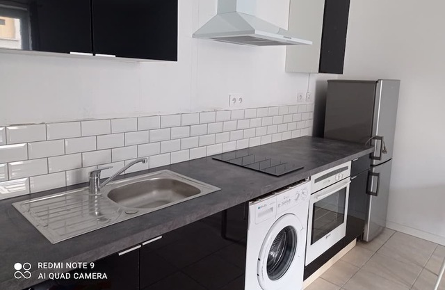 newly renovated comfortable spacious studio