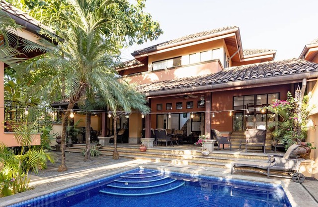 Secluded Luxury Retreat 100m from Beach w/ Private Pool & Courtyard!