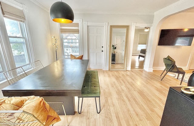 Near BOSTON - Cozy and Renovated 4 Beds 2 bath Home w/ Backyard FREE WIFI 6.