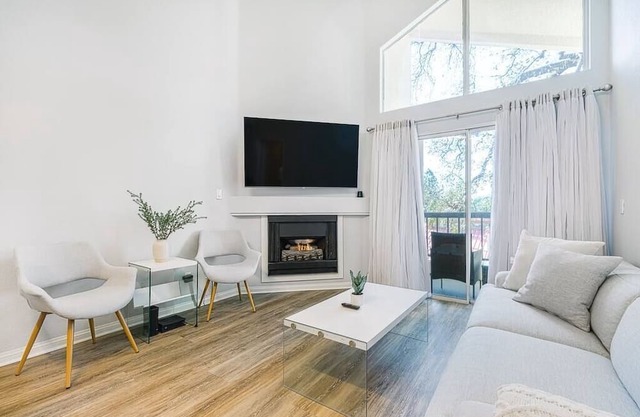 Resort-like | Gated | 1BD Condo | Parking | Pool
