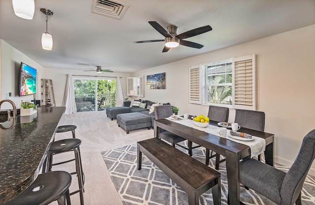 Fantastic Home in Exclusive Golf Community w/Pool *Professionally Sanitized*