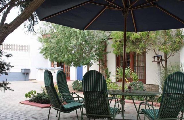 Springbok Single Room - Amarachi Bed & Breakfast, near beach in Swakopmund