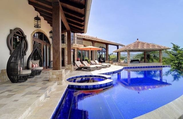 Your holiday deserves to be unforgettable,treat your self to a great vacation