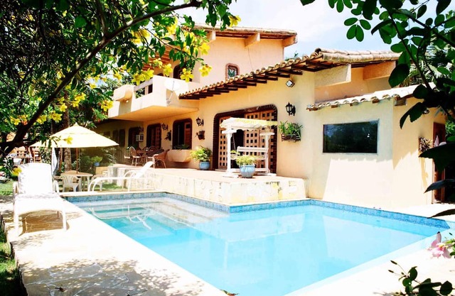 House 6 suites and 100 meters from Horseshoe Beach / Full Service Homemade