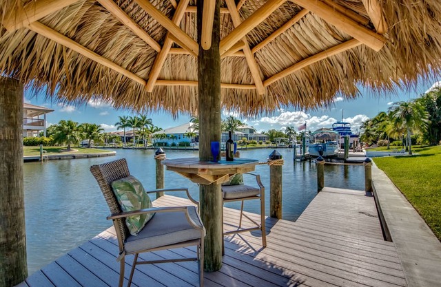 Popular Luxury Villa, Intersecting Canals, Htd Pool 90 Reviews!