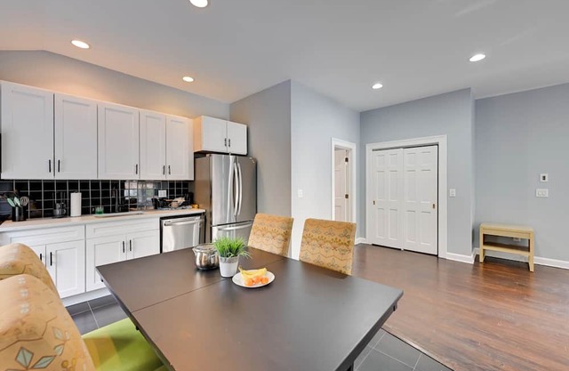 Gold Coast Getaway! Upscale Apt Near New Canaan