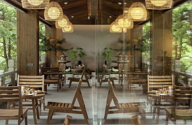 Shishe Spring Designer Homestay